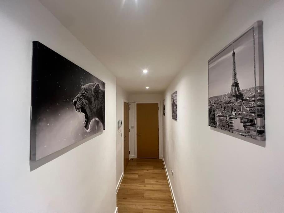 2 Bed Corner Apartment With Gym Manchester Buitenkant foto